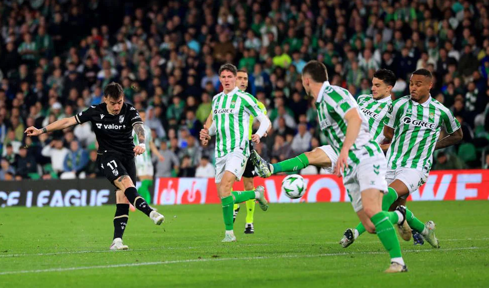 Real Betis vs Vitoria Guimaraes (00:45 &#8211; 07/03) | Xem lại trận đấu